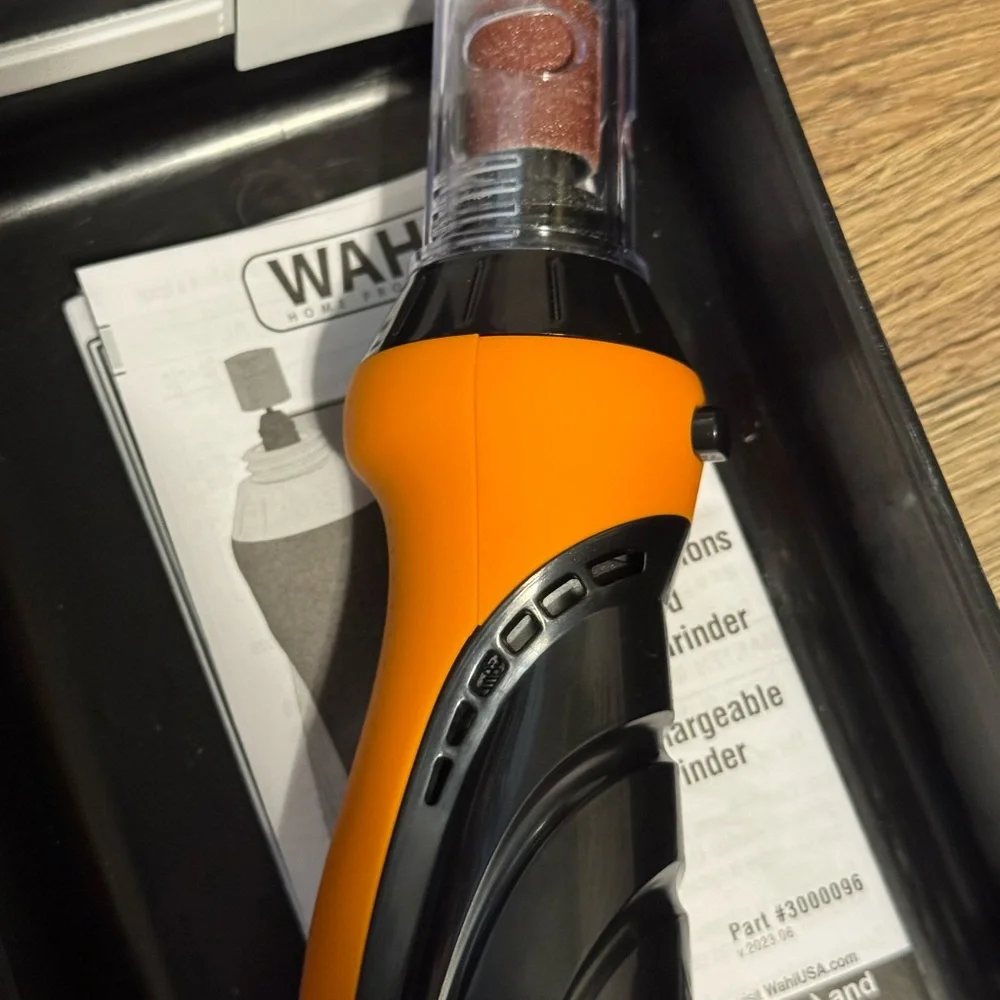 Wahl Vibrant Black and Orange Pet Groomer